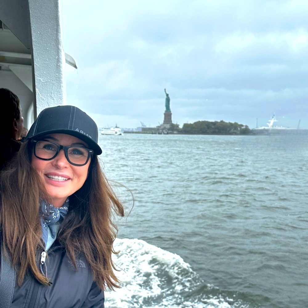 Meet your Posher, Julie,